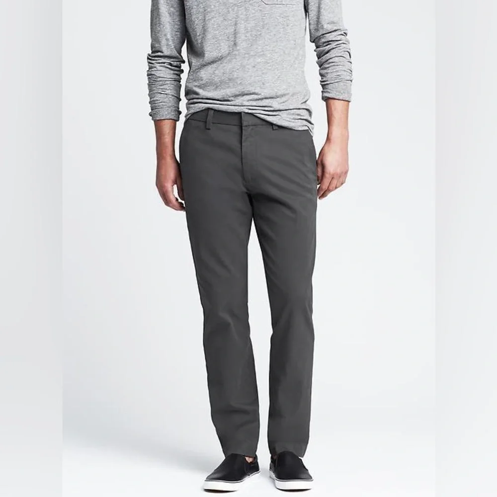 Banana Republic Men’s Aiden Slim Fit Chino Pant 31x32 Charcoal Straight Leg